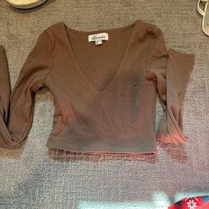 Tiger mist / luvalot cropped brown v neck crop top long sleeve